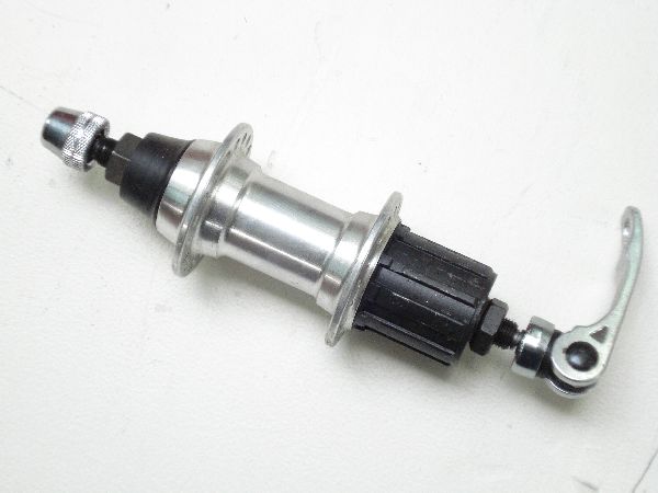 Nabe hinten 36 Loch 7-Gang zum Stecken alu poliert