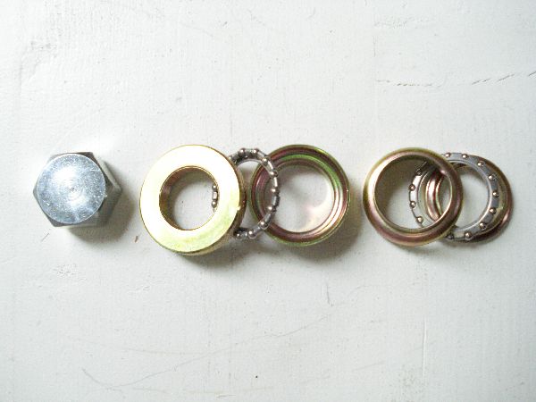 Steuersatz zu Telegabel Hercules chrom