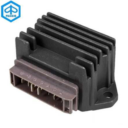 Regler Gleichrichter Piaggio Skipper 125/ HEX/ FX/ FXR Gilera Runner 125 SP/FX