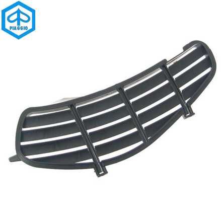 Seitenverschalung Lüftungsgitter rechts Piaggio Vespa GTS Super 300 schwarz